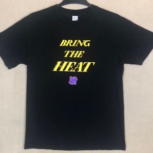 Undefeated Bring the Heat Laker Graphic Short Sleeve Breathable Shirt Men size M